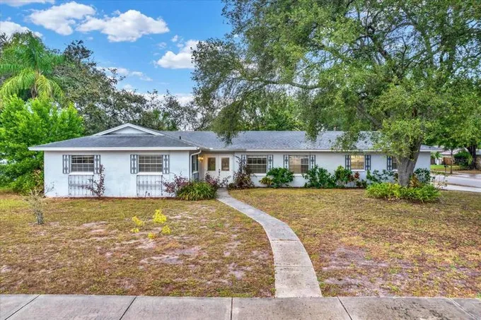 518 COACH LN, TEMPLE TERRACE, FL 33617 Single Family Residence For Sale  MLS# T3486390