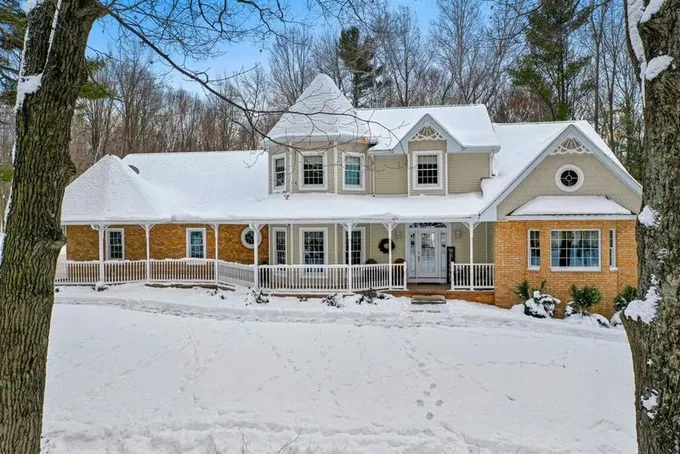 Green Bay, Brown County, WI House for sale Property ID: 418744901