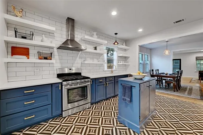 1708 Miriam Ave, Austin, TX 78702 for Sale