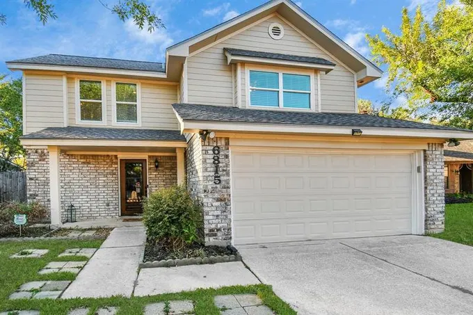 6815 Eagle Ridge Dr, Katy, TX 77449 for Sale