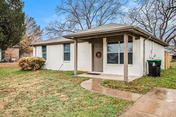 312 South Allen Street, Boyd, TX 76023 for Sale