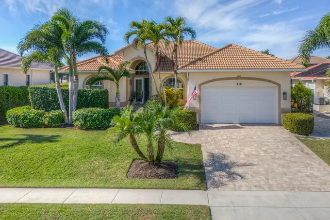 218 Seminole Court, Marco Island, FL 34145 for Sale