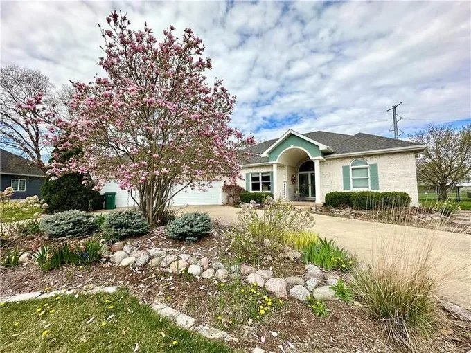 Forsyth, Macon County, IL House for sale Property ID: 418601405