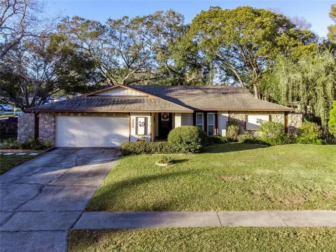 3002 KING PHILLIP WAY, SEFFNER, FL 33584 Single Family Residence For Sale  MLS# T3503300