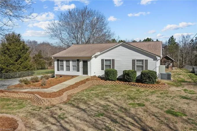 275 Edgewood Church Road, Mebane, NC 27302 for Sale