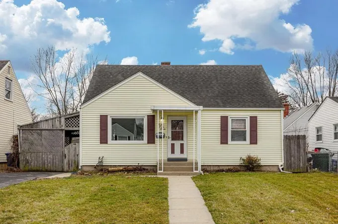 1247 Oakland Park Ave, Columbus, OH 43224 - MLS 224003000 for Sale