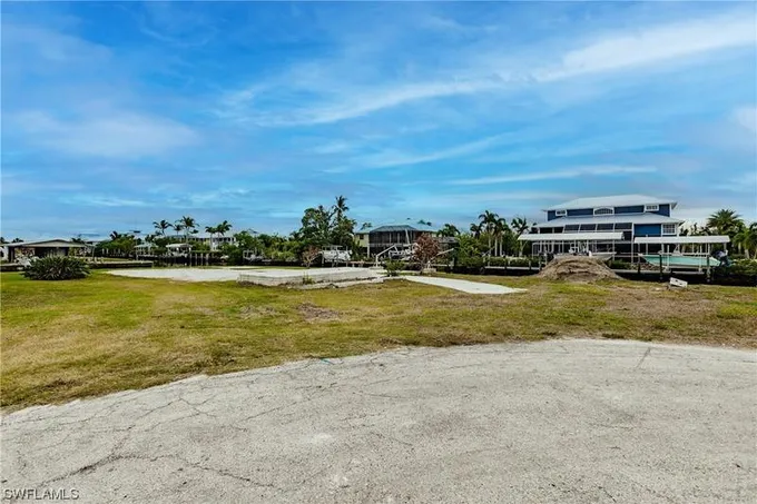 2680 Patterson Court, St. James City, FL 33956 for Sale
