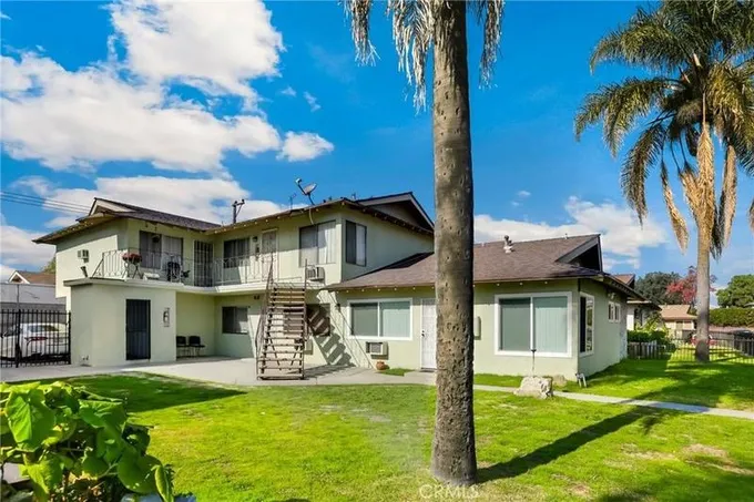 Paramount, Los Angeles County, CA House for sale Property ID: 418704414