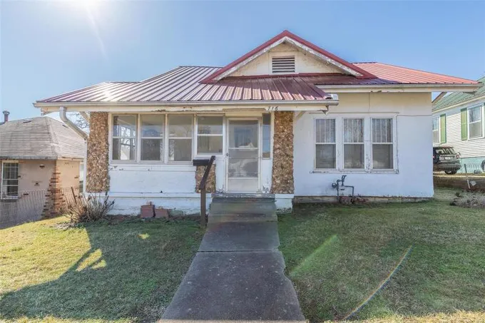 716 Cedar Street, Poplar Bluff, MO 63901 for Sale