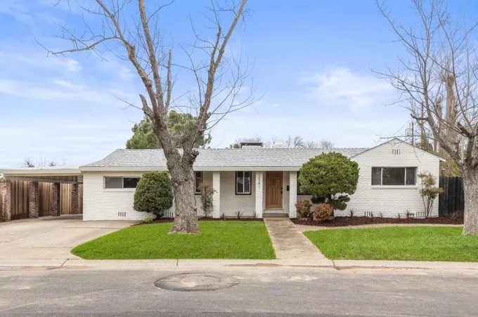 2541 Paseo Del Campo, Sacramento, CA 95821 - MLS 224007017 for Sale