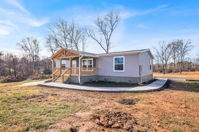 10659 Tidwell Loop, Bon Aqua, TN 37025 for Sale