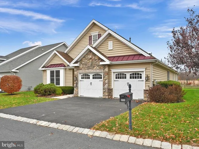 283 Founders Way, Mechanicsburg, PA 17050 for Sale