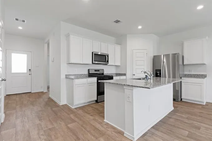 4002 Windstone Gln Way, Richmond, TX 77469 for Sale