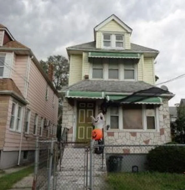 10929 143rd St, Jamaica, NY 11435 for Sale
