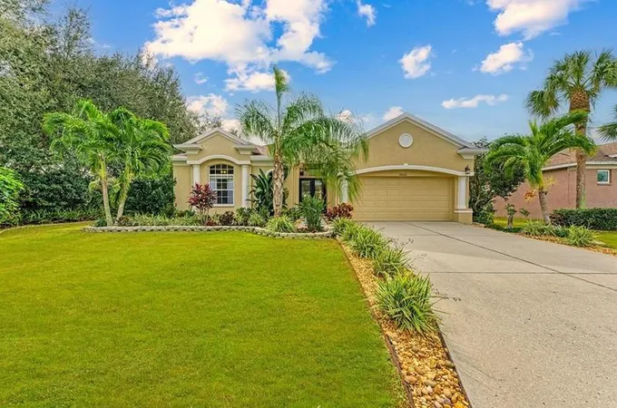 4022 3rd Ave E, Bradenton, FL 34208 - MLS A4593410 for Sale