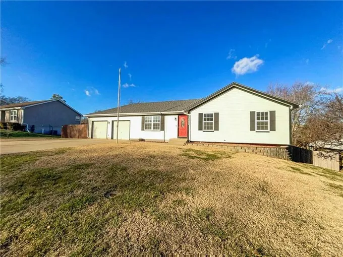 16012 KAY AVE, Belton, MO 64012 Single Family Residence For Sale  MLS# 2472512