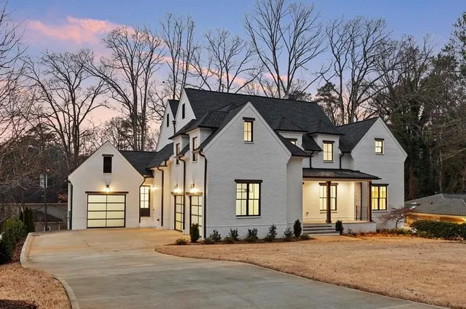 155 pine Lake Dr, Atlanta, GA 30327 - MLS 7327899 for Sale