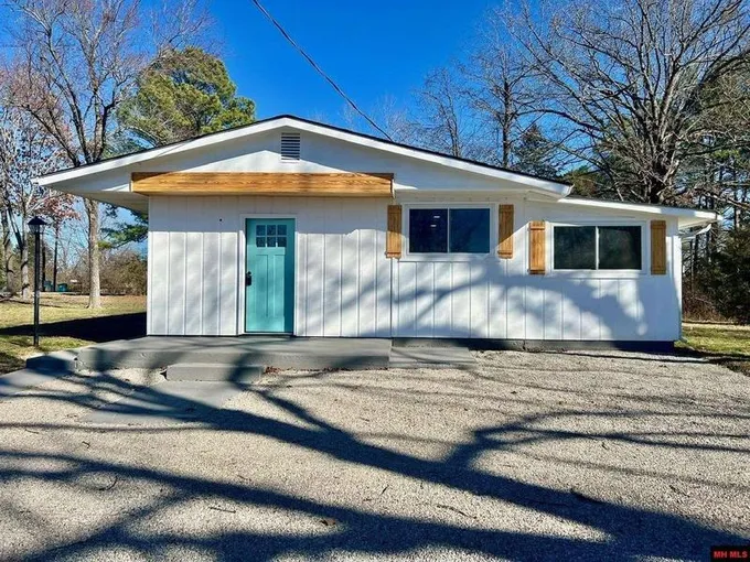 156 PACES FERRY DRIVE, Bull Shoals, AR 72619  624803177 for Sale