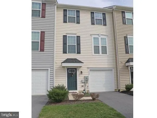 137 Montreal Way, Falling Waters, WV 25419 for Rent