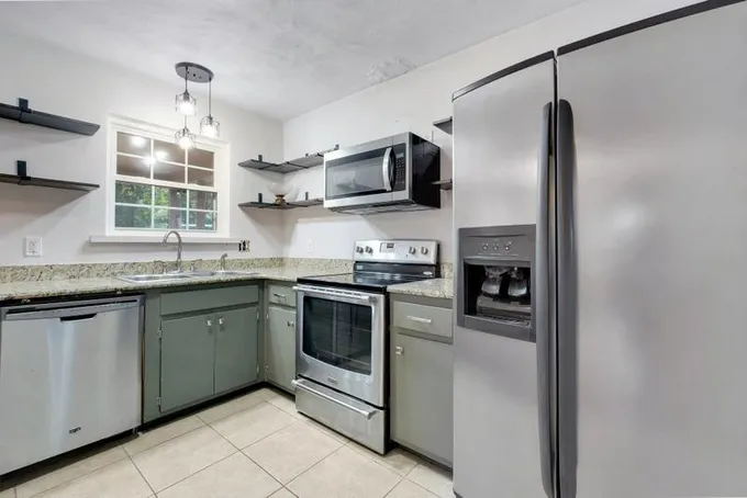 2037 Harriet Drive, Tallahassee, FL 32303 for Sale
