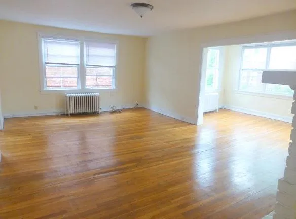 5532 Hobart St - Pittsburgh, PA 15217 - Home For Rent