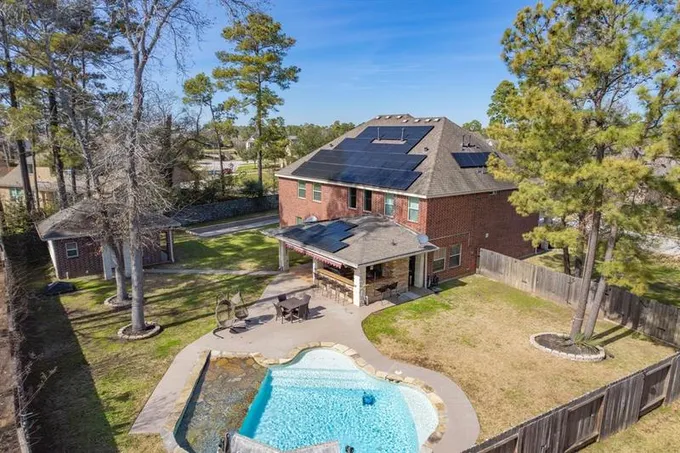 13807 Bend Rock Way, Houston, TX 77044 for Sale