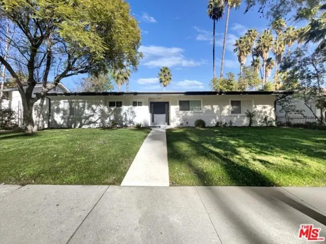 5608 Valley Circle, Woodland Hills CA 91367 for Sale