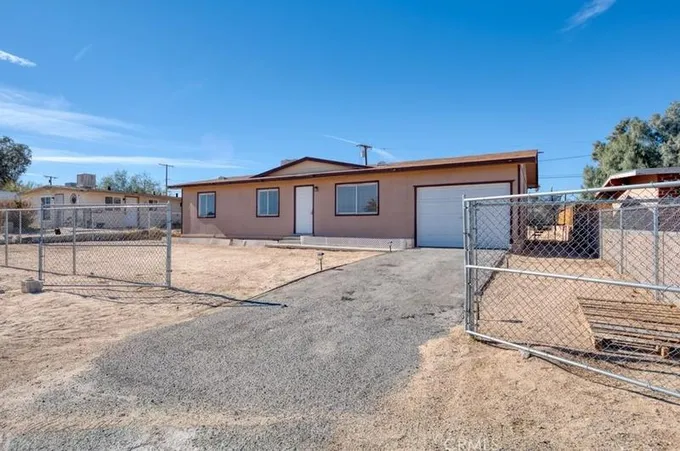 5344 Baileya Ave, 29 Palms MCB, CA 92277 - MLS JT23229664 for Sale