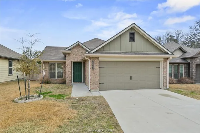 3702 Mckenzie Street, Bryan, TX 77803 for Sale