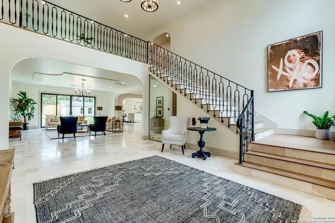836 ELIZABETH RD, Terrell Hills, TX 78209-6139 for Sale