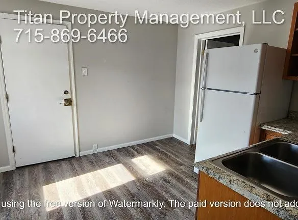 22 S Tomahawk Ave unit 5 - Tomahawk, WI 54487 - Home For Rent