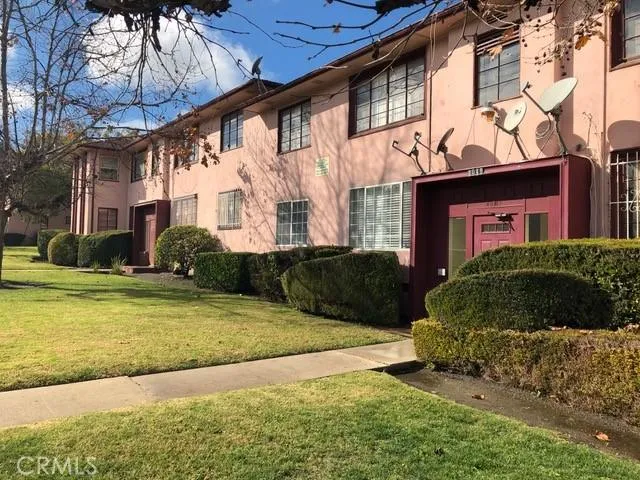 4045 Abourne Road, Unit D, Los Angeles, CA 90008 for Sale