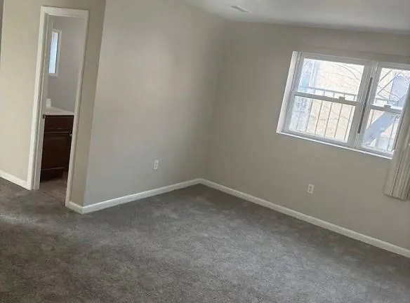 1421 Clarkview Rd unit 100 - Baltimore, MD 21209 - Home For Rent