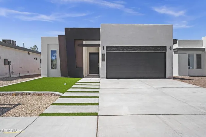 481 PLATEAU DRIVE, Socorro, TX 79927 Single Family Residence For Sale  MLS# 894881