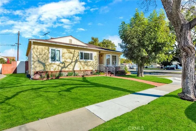 6571 East Brittain Street, Long Beach, CA 90808 for Sale