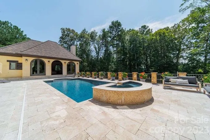 1118 Seminole Drive, Fort Mill, SC 29707  621014948 for Sale