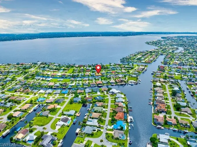 2227 SE 27th Terrace, Cape Coral, FL 33904 - MLS 223071866 for Sale
