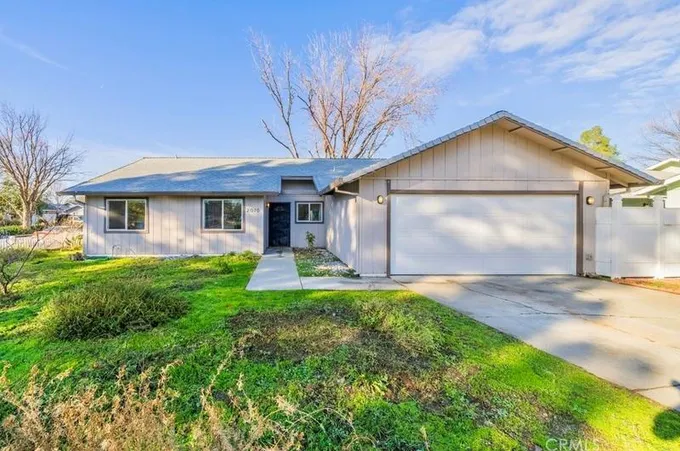 2070 Stonybrook Dr, Red Bluff, CA 96080 - MLS SN24005326 for Sale