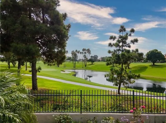 18 Ocean Vista - Newport Beach, CA 92660 - Home For Rent