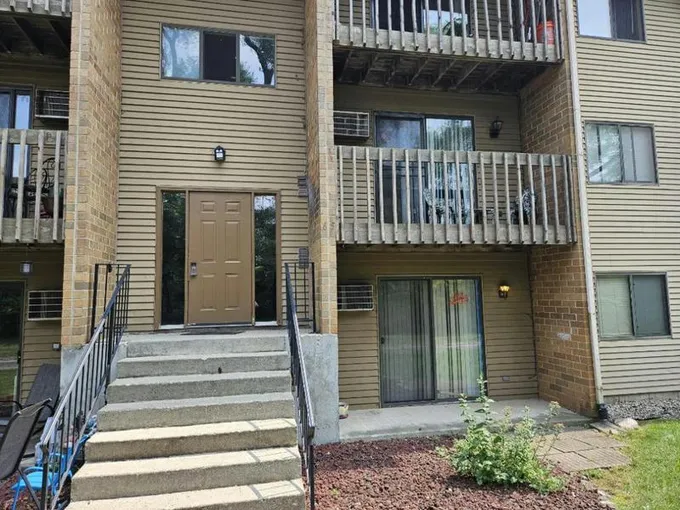 639 VIRGINIA RD APT 219, Crystal Lake, IL 60014 Condominium For Sale  MLS# 11979237