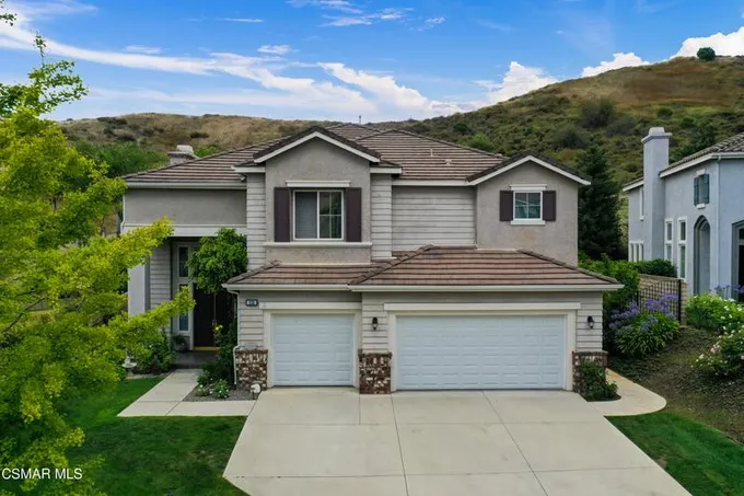 558 Winncastle Street, Simi Valley, CA 93065 for Sale