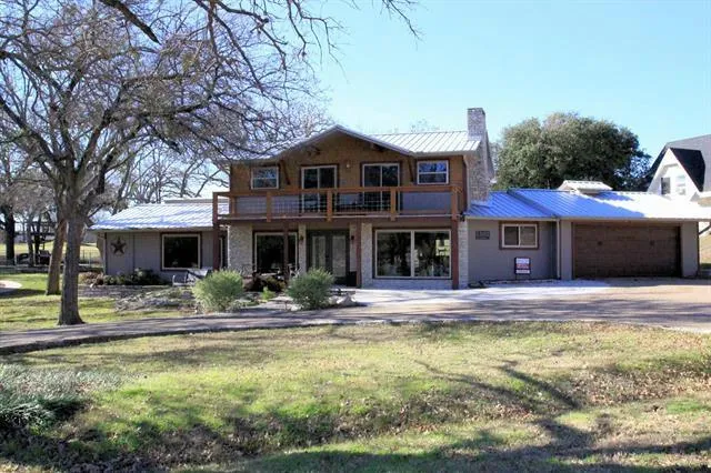 5102 LARGO DR, Granbury, TX 76049 Single Family Residence For Sale  MLS# 20503238