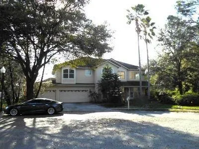 Garden Alcove Dr for Sale