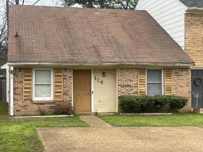 Amberwood Dr for Sale