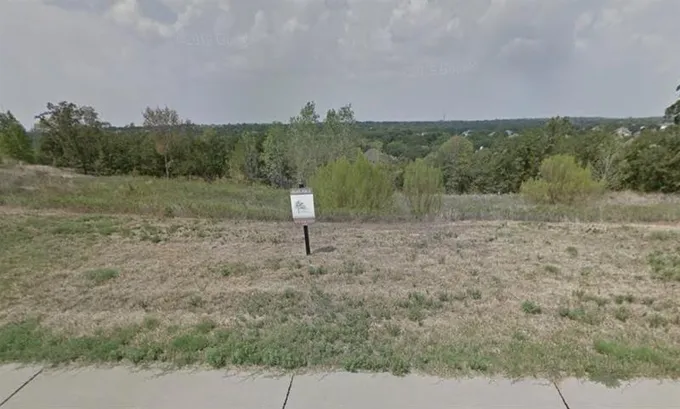 2107 PINNELL Ct, Corinth, TX 76210 for Sale