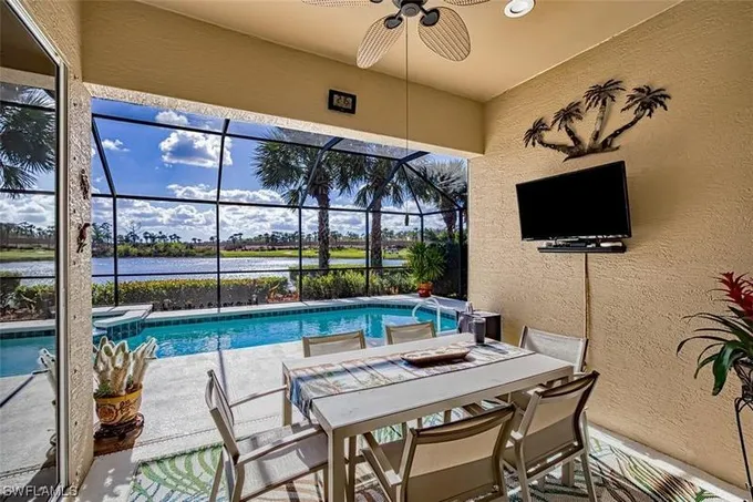 Fort Myers, Lee County, FL Lakefront Property, Waterfront Property, House for sale Property ID: 418847044