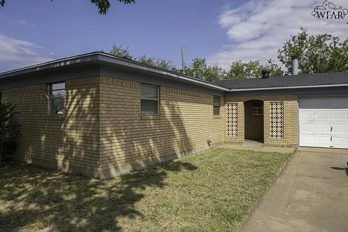 1130 Rosemary Drive, Wichita Falls, TX 76306 for Sale