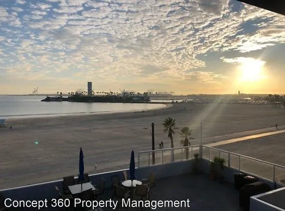 20 S 5th Pl unit 20 - Long Beach, CA 90802 - Home For Rent