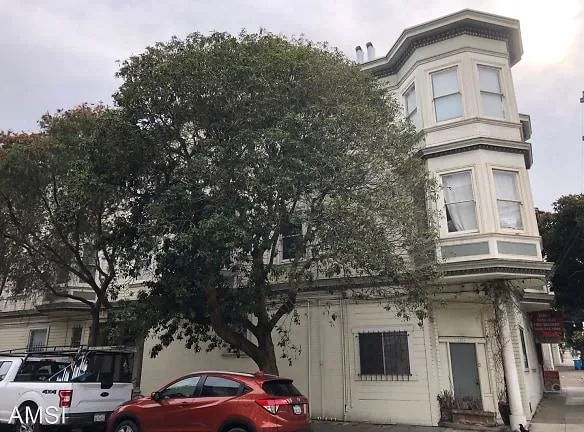 537 Hugo St - San Francisco, CA 94122 - Home For Rent