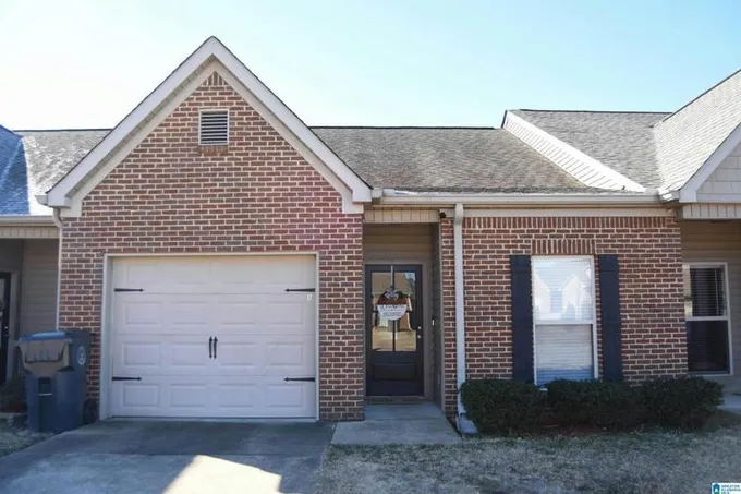 12 HIGHLAND VIEW LN, LINCOLN, AL 35096 Townhouse For Sale  MLS# 21374707